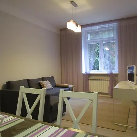 Apartment Bright And Cosy In City Center