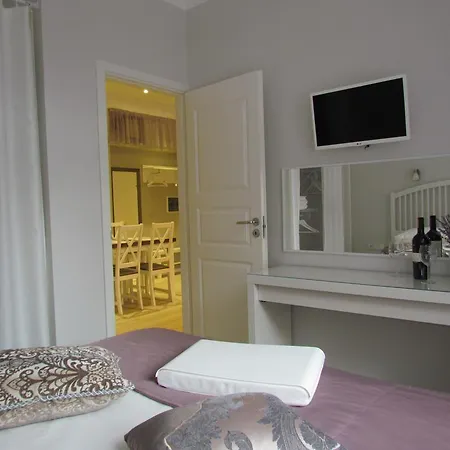 Apartament Bright And Cosy In City Center